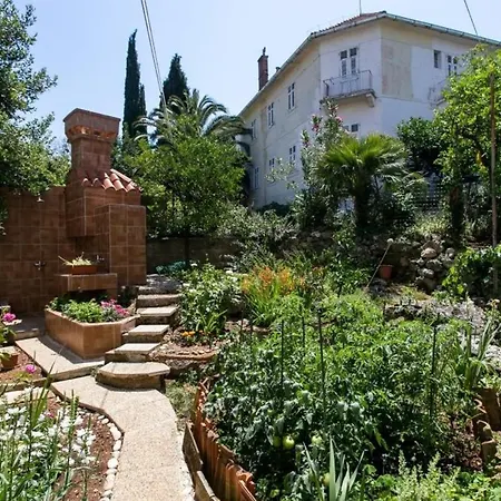 Domenica - Two Bedroom With Terrace And Garden View * دوبروفينك